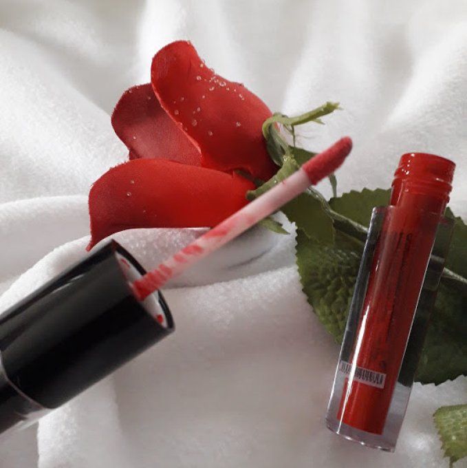 Rouge à lèvres + gloss Leticia Well